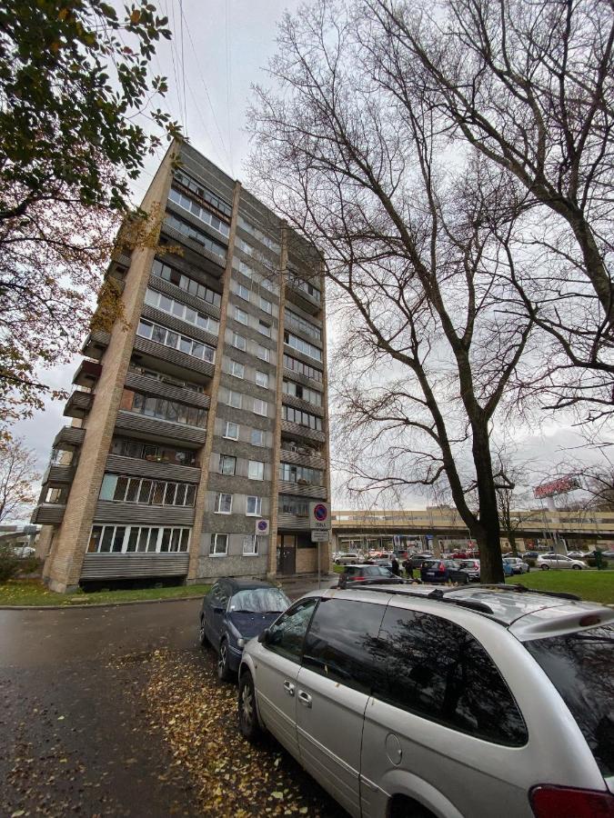 Прелестное жильё у Akropole, бесплатная парковка. Рига Экстерьер фото